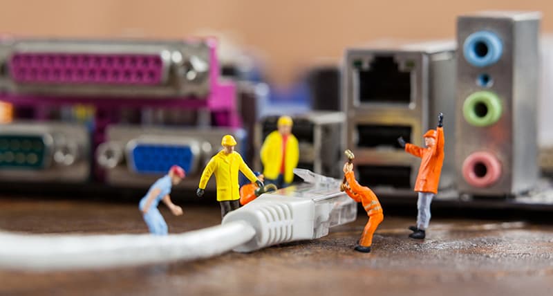Do You Need An IT Consultant? Check Out This 10-item Checklist To Choose The Right One For Your Business
